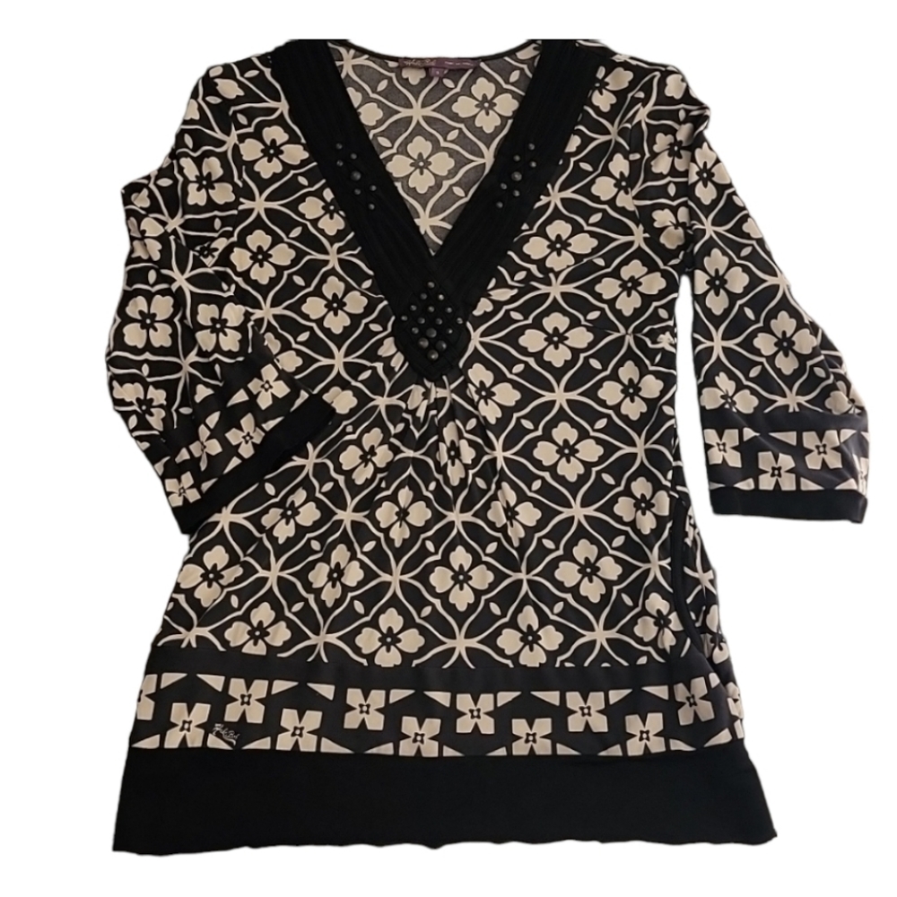 HALE BOB Studded Silk Blouse S Monogram 3/4 Sleeve No Wrinkle Travel Top - Picture 13 of 16